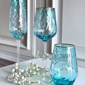 Склянки, чашки, фужери<font color = "silver"> (108)</font>